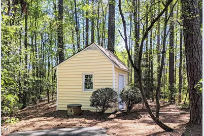 4901 Stoneridge Drive, Raleigh, NC 27612 - Photo 10