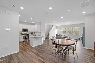 202 Bedivere Ln, Durham, NC 27703 - Photo 6