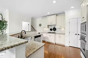 1621 Elegance Dr, Raleigh, NC 27614 - Photo 10