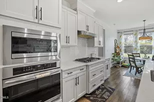 1276 Dairy Glen Dr, Fuquay-Varina, NC 27526 - Photo 6