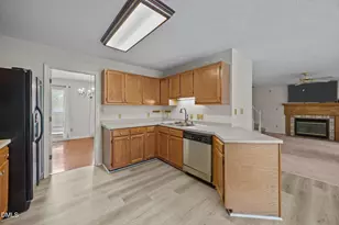 564 Coachman Way, Sanford, NC 27332 - Photo 22