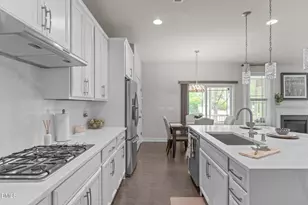 121 Willow View Ln, Apex, NC 27539 - Photo 8