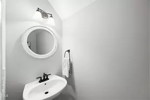 101 Gentlewoods Dr, Cary, NC 27518 - Photo 22