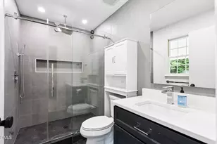 412 Pinecroft Dr, Raleigh, NC 27609 - Photo 34