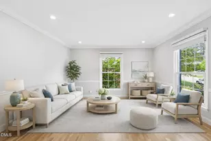 412 Pinecroft Dr, Raleigh, NC 27609 - Photo 2