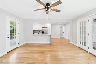 412 Pinecroft Dr, Raleigh, NC 27609 - Photo 22