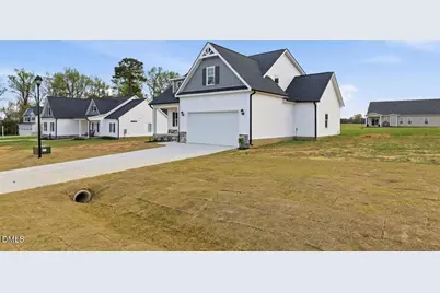 101 Baileys Place, Pikeville, NC 27863 - Photo 4