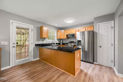 394 Back Bay, Sanford, NC 27332 - Photo 8