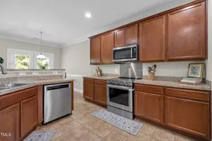5105 Emerald Spring Dr, Knightdale, NC 27545 - Photo 2