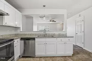 808 Woodside Park Ln, Durham, NC 27704 - Photo 14