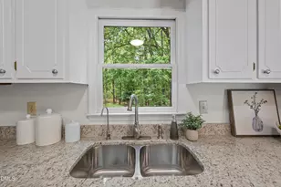 3404 Surry Hill Ln, Apex, NC 27539 - Photo 20