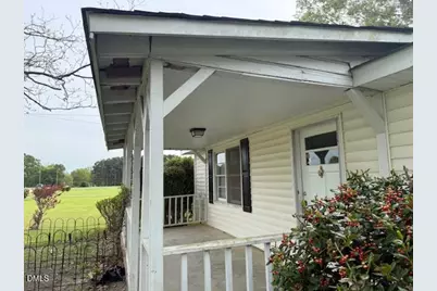 2205 Stewart Street, Fuquay Varina, NC 27526 - Photo 2