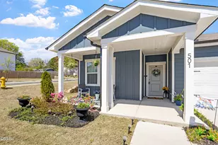 501 Campbell Rdg Pl, Wendell, NC 27591 - Photo 2