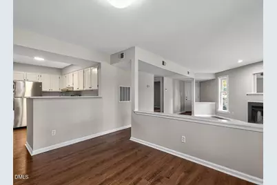911 Washington Street #203, Raleigh, NC 27605 - Photo 8