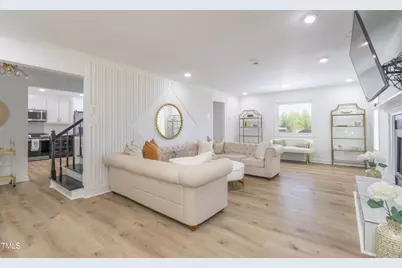 3010 Blueberry Lane, Chapel Hill, NC 27516 - Photo 8