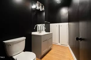 3010 Blueberry Ln, Chapel Hill, NC 27516 - Photo 50