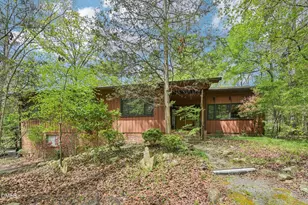 102 Keith Rd, Carrboro, NC 27510 - Photo 2