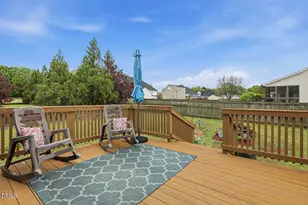 199 Dexterfield Dr, Fuquay Varina, NC 27526 - Photo 32