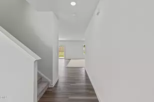 208 Blue Sky Ln, Louisburg, NC 27549 - Photo 2