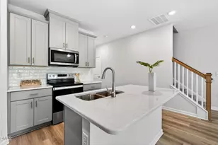 131 Joneshaven Dr, Fuquay-Varina, NC 27526 - Photo 14