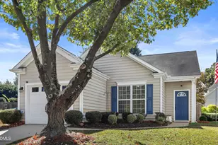 2005 Misty Fog Ct, Raleigh, NC 27603 - Photo 2