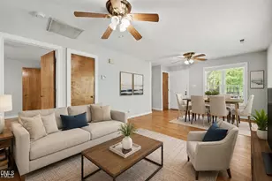 209 Carmichael Ct, Cary, NC 27511 - Photo 4