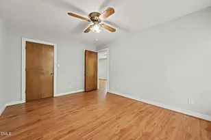 209 Carmichael Ct, Cary, NC 27511 - Photo 8