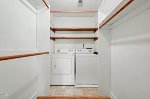 209 Carmichael Ct, Cary, NC 27511 - Photo 18