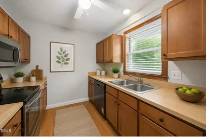 209 Carmichael Court, Cary, NC 27511 - Photo 8