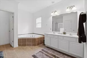 302 Martin Luther King Junior Dr, Smithfield, NC 27577 - Photo 24