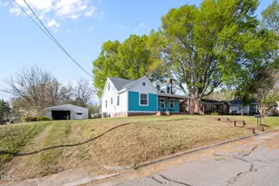 317 Pine St, Roxboro, NC 27573 - Photo 48