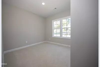 179 W Hamer Street, Coats, NC 27521 - Photo 18