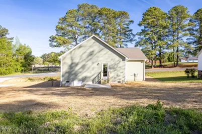 179 W Hamer Street, Coats, NC 27521 - Photo 24