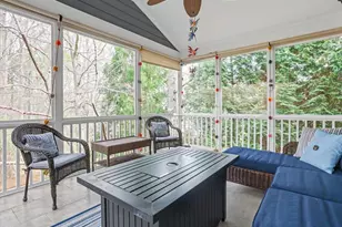 205 N Park Bluff Dr, Chapel Hill, NC 27517 - Photo 32