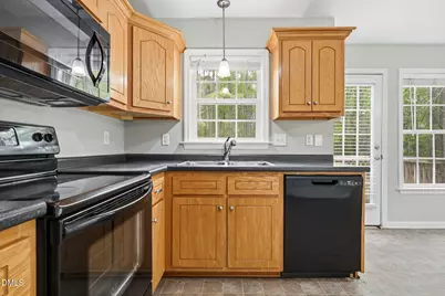 633 Sunray Drive, Clayton, NC 27520 - Photo 8