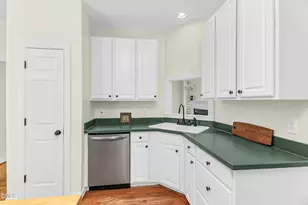 2804 Gaya Ct, Hillsborough, NC 27278 - Photo 8