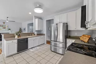 128 McKenzie Meadow Ln, Apex, NC 27539 - Photo 18