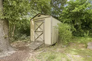 200 Brandon Ct, Raleigh, NC 27609 - Photo 38