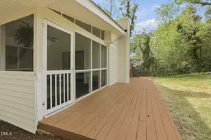 200 Brandon Ct, Raleigh, NC 27609 - Photo 32