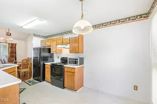 2316 Carthage Cir, Raleigh, NC 27604 - Photo 14