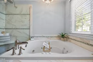 100 Trailview Dr, Cary, NC 27513 - Photo 22