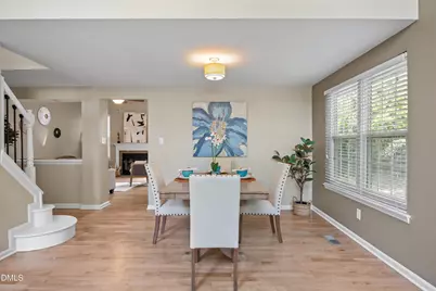 100 Trailview Drive, Cary, NC 27513 - Photo 8