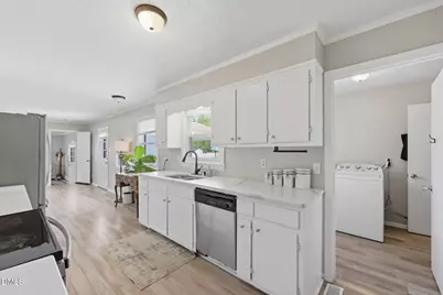 402 Crestview Drive, Durham, NC 27712 - Photo 12