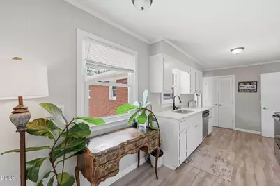 402 Crestview Drive, Durham, NC 27712 - Photo 10