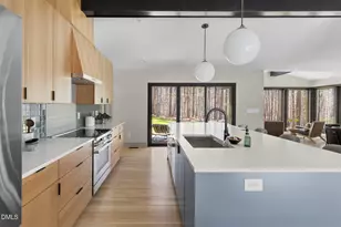 202 Mimosa Dr, Chapel Hill, NC 27514 - Photo 22