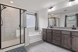 1041 Ringhill Blf Dr, Durham, NC 27704 - Photo 12