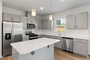 437 Woodbluff Dr, Sanford, NC 27330 - Photo 6