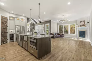 115 Sterling Chapel Wy, Chapel Hill, NC 27517 - Photo 6