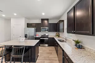 441 Woodbluff Dr, Sanford, NC 27330 - Photo 8