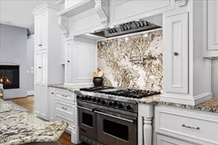 3313 Darien Dr, Raleigh, NC 27607 - Photo 6